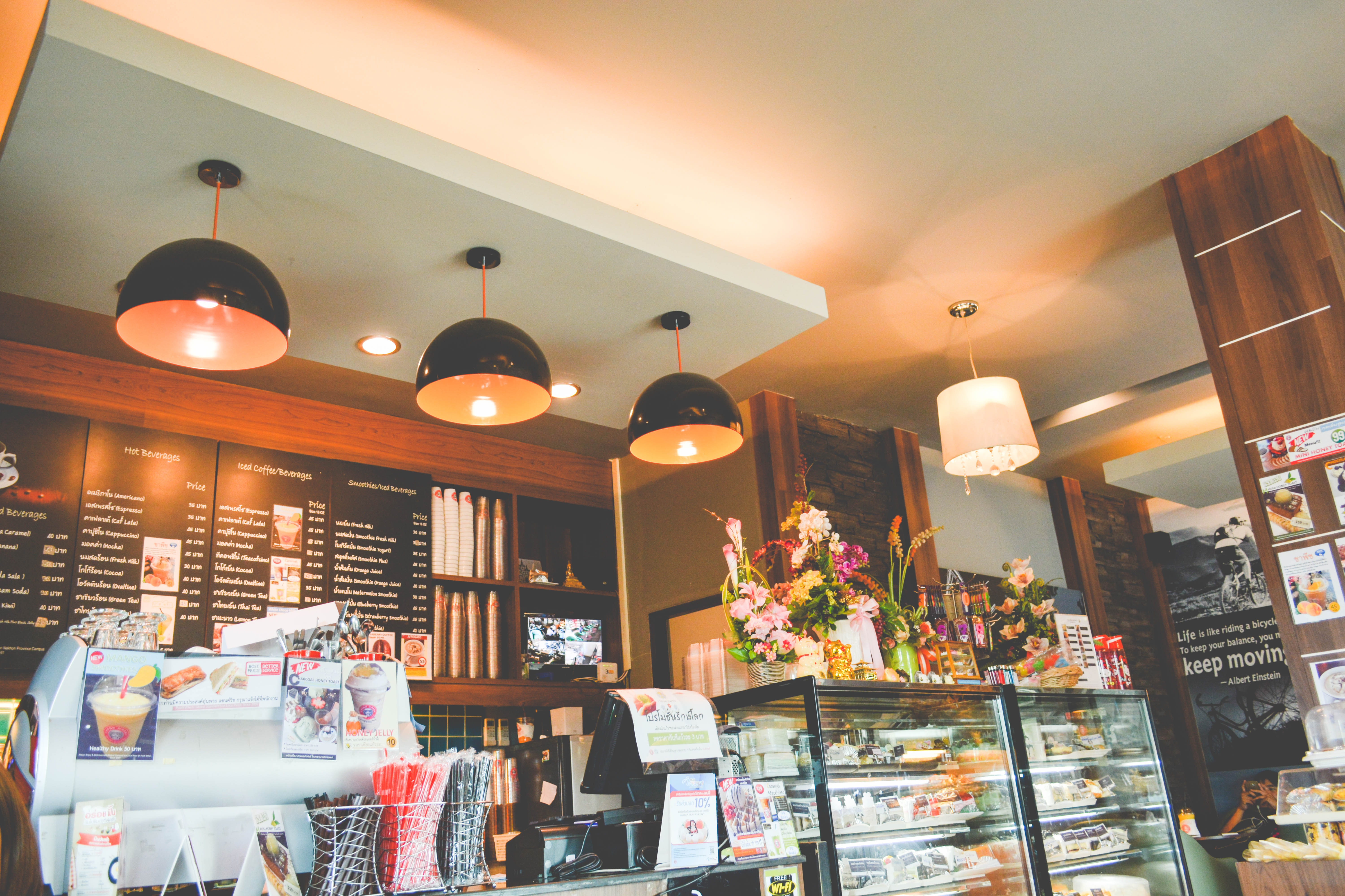 coffee shop commercial electrical Photo: Coffee Shop with lighting